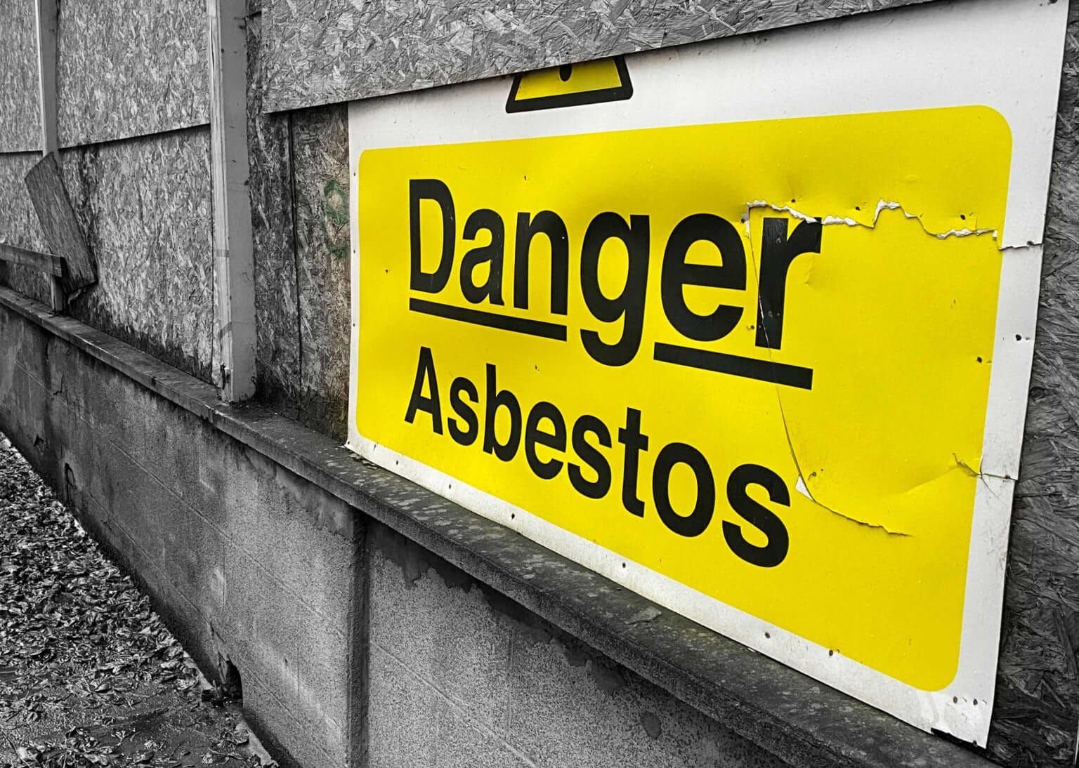 Mesothelioma-Asbestos-Danger in Des Moines